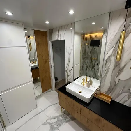 Elegant Minutes From Paris