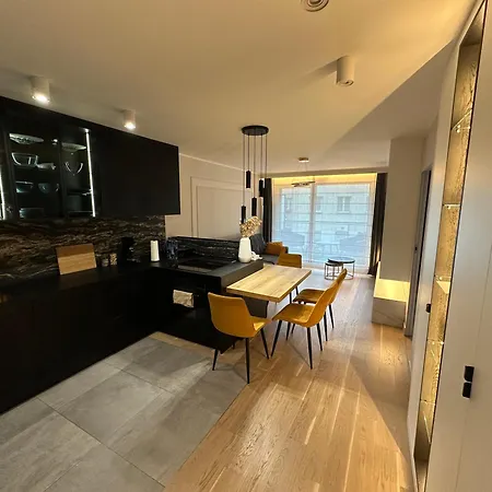 Elegant Minutes From Paris Issy-les-Moulineaux